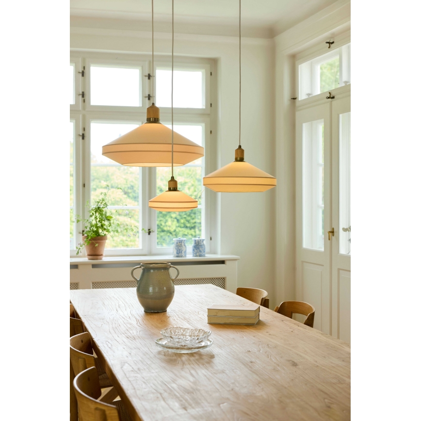 Halo Design 744091 - Pendellampa på kabel PARIS 1xE14/40W/230V Ø 24 cm krämfärgad/mässing/ek
