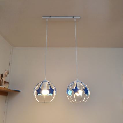 Hängande ljuskrona med textilsladd för barn STARS 2xE27/15W/230V blå/vit
