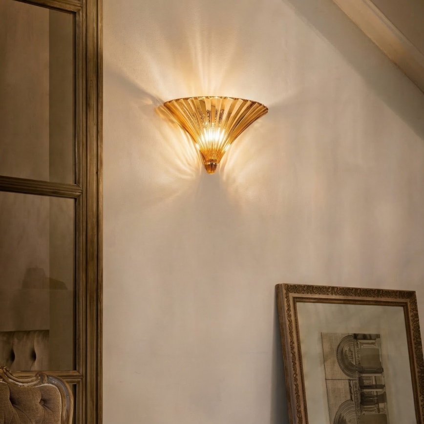 Ideal Lux - Vägglampa SANTA 1xE14/40W/230V guldfärgad