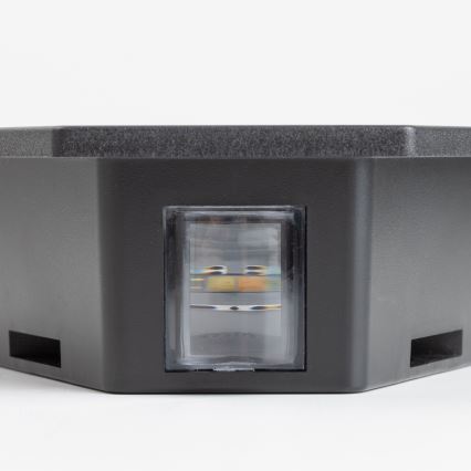 LED solcellsvägglampa med sensor LED/2W/5V IP54 1300 mAh