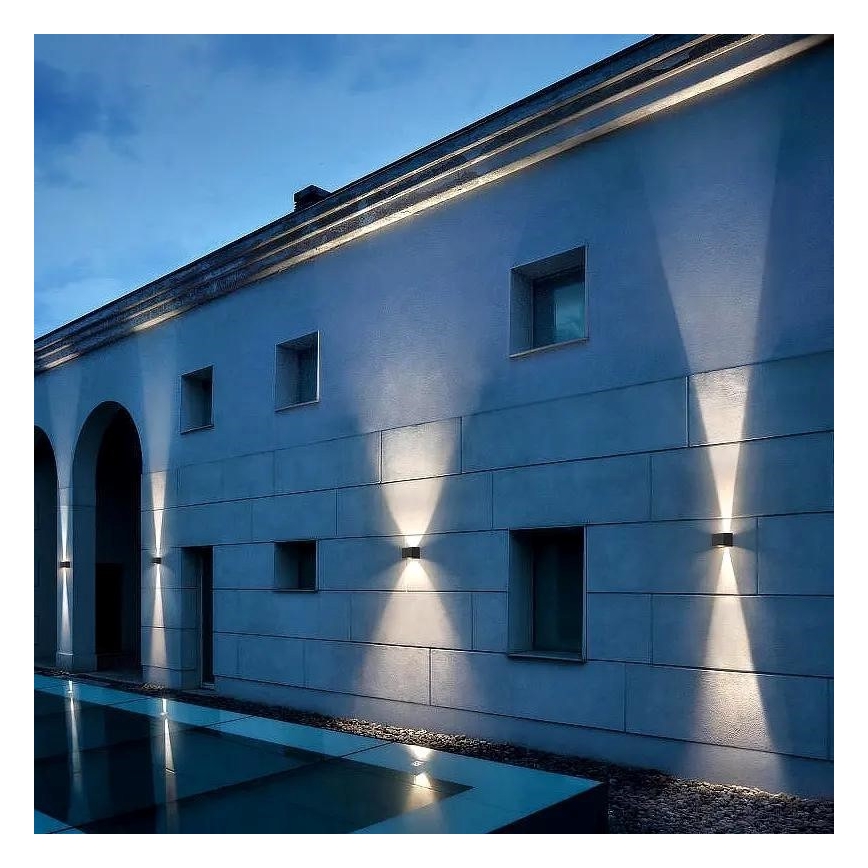 LED solcellsvägglampa med sensor LED/2W/5V IP54 1300 mAh