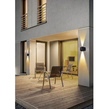 LED solcellsvägglampa med sensor LED/2W/5V IP54 1300 mAh