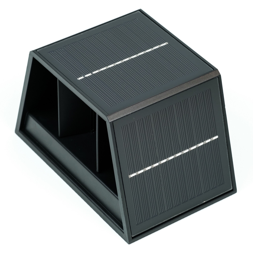 LED solcellsvägglampa med sensor LED/2W/5V IP54 1300 mAh