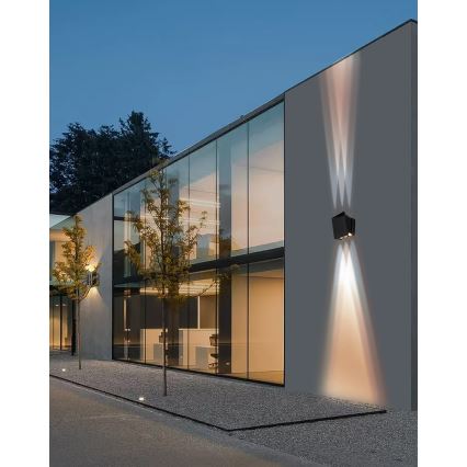 LED solcellsvägglampa med sensor LED/2W/5V IP54 1300 mAh