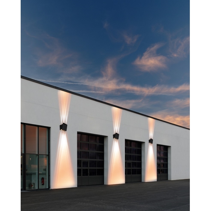 LED solcellsvägglampa med sensor LED/2W/5V IP54 1300 mAh