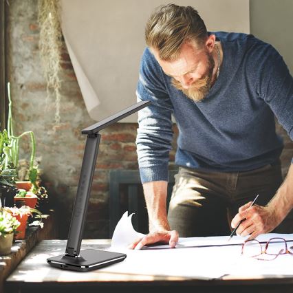 LED Dimbar skrivbordslampa med trådlös QI-laddning och USB KINGFISHER LED/8,5W/230V svart