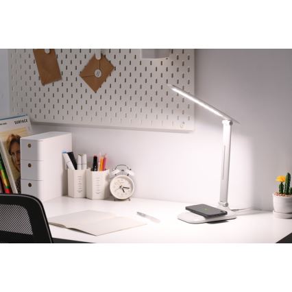 Dimmbar LED-skrivbordslampa med trådlös QI-laddning och USB LUMI LED/7W/230V vit
