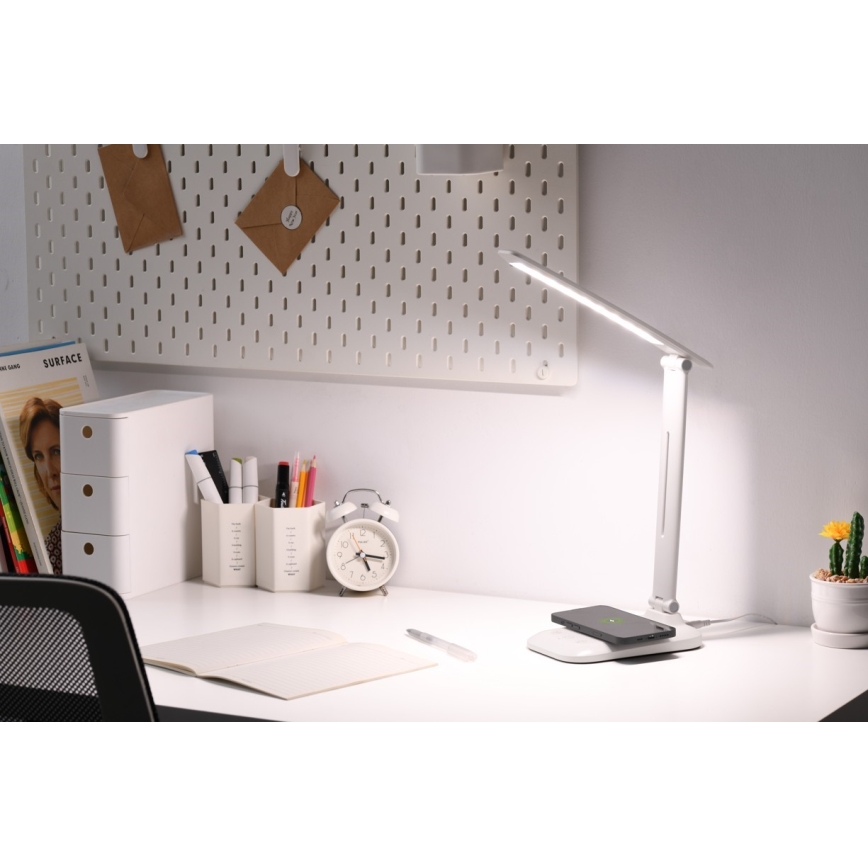 Dimmbar LED-skrivbordslampa med trådlös QI-laddning och USB LUMI LED/7W/230V vit