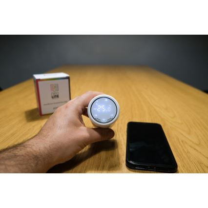 Immax NEO 07732C - SET MED 4 termostatventiler + BRIDGE PRO v3 2xAA/3V Wi-Fi Tuya