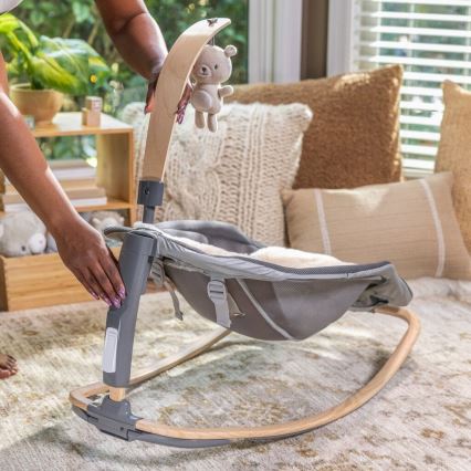 Ingenuity - Barnvibrerande liggstol med melodi EVERY SEASON WESLEY 3xC grå