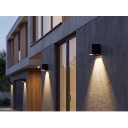 REKA solcellsdriven LED-vägglampa med sensor, 6W/3,7V 1800 mAh, 3000/4000/6500K, IP65, svart