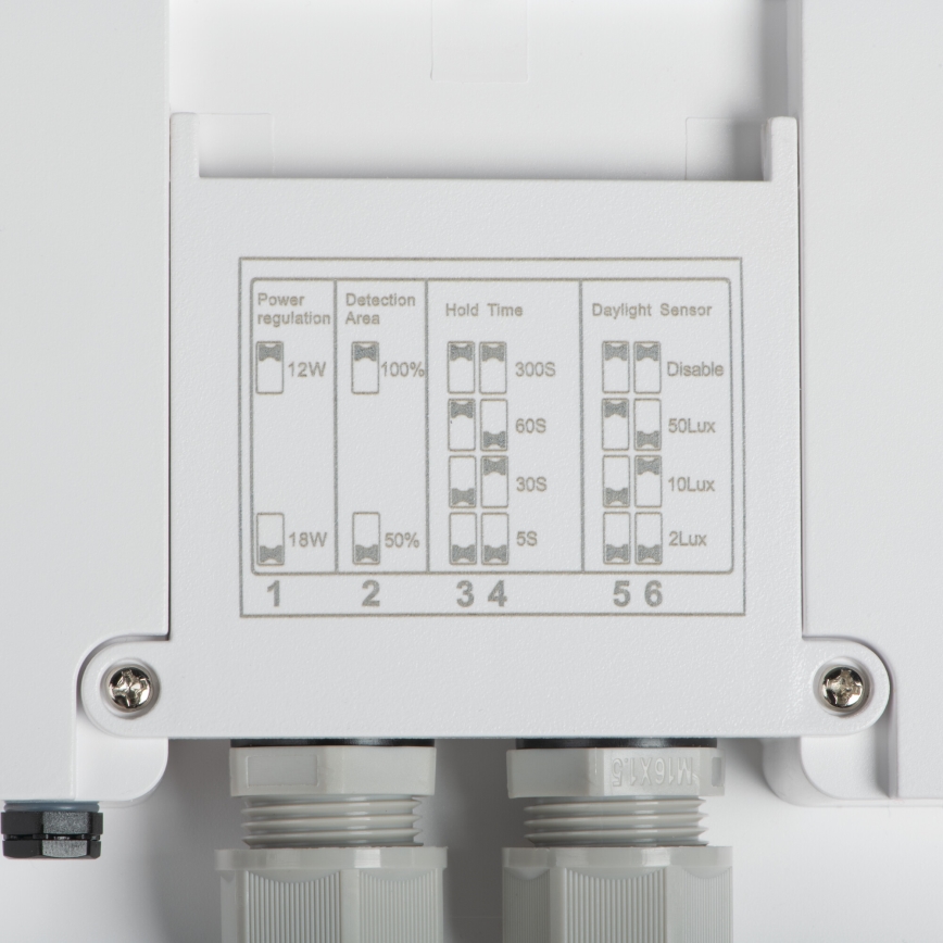 LED taklampa för utomhusbruk med rörelsedetektor BENO LED/12/18W/230V 3000/3500/4000K IP65 vit vinklat
