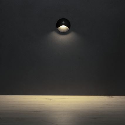LED-trapparmatur med rörelse- och skymningssensor EXIN LED/2,5W/230V 4000K IP65 svart rund