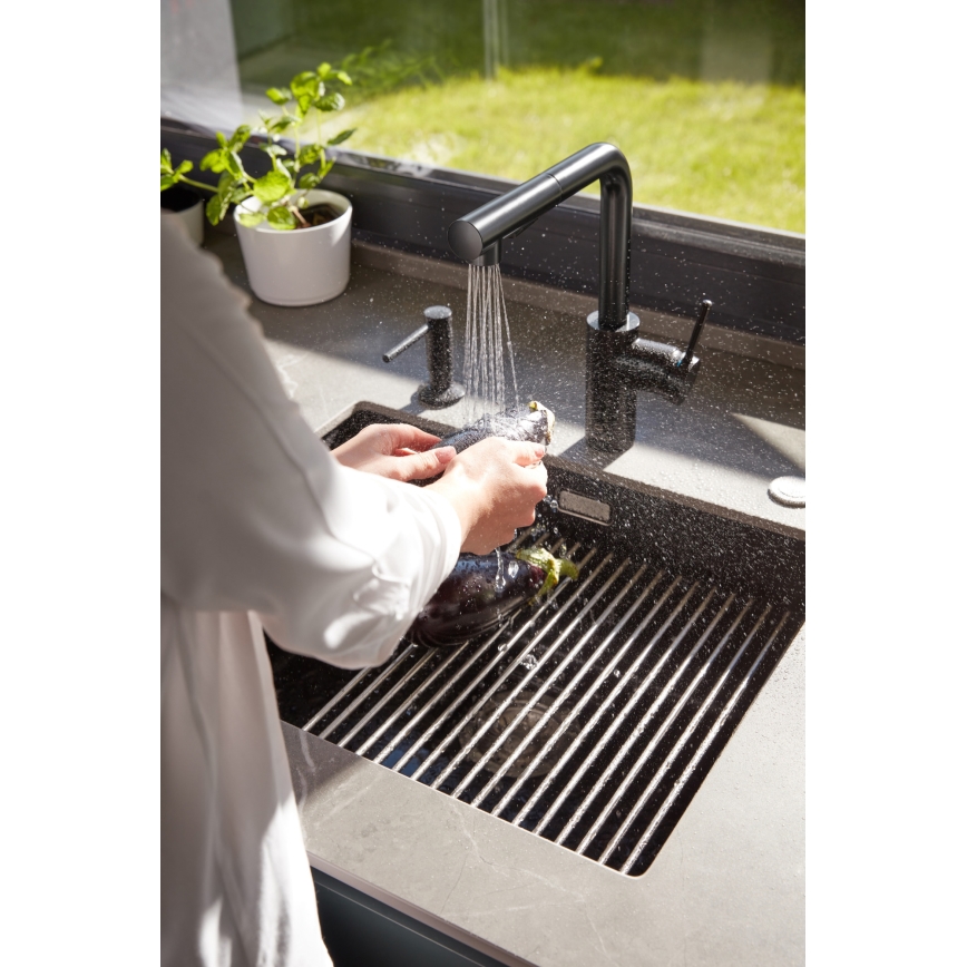 KFA Armatura 6623-110-81 - Tvättställsblandare med utdragbar spruta DUERO BASIC rostfri/matt svart