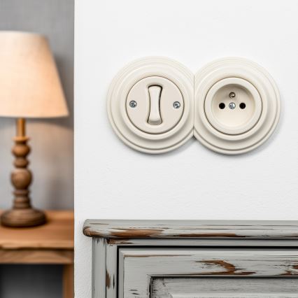 Kliklap - Retro enpolig strömbrytare nr 1 och 230 V-uttag med ram beige