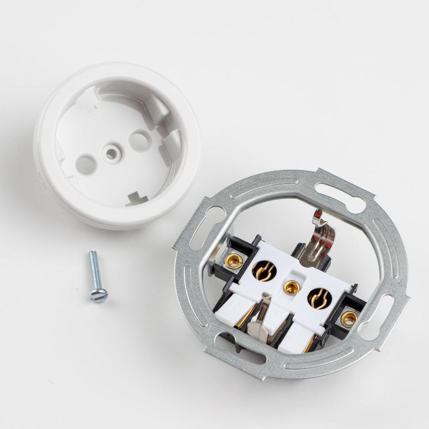 Kliklap - Trippel retro vägguttag med ram, SCHUKO 230 V, snövit