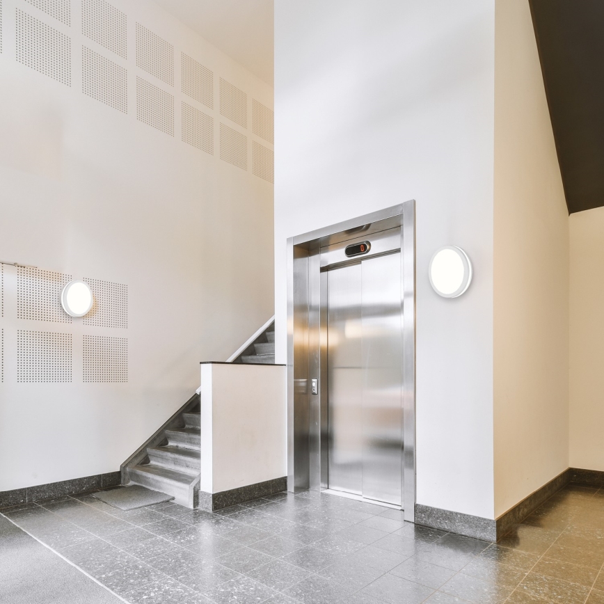 LED Takarmatur för badrum i tak med sensor LED/12W/230V 3000/4000/6500K IP65 Ø 20 cm vit + fjärrkontroll