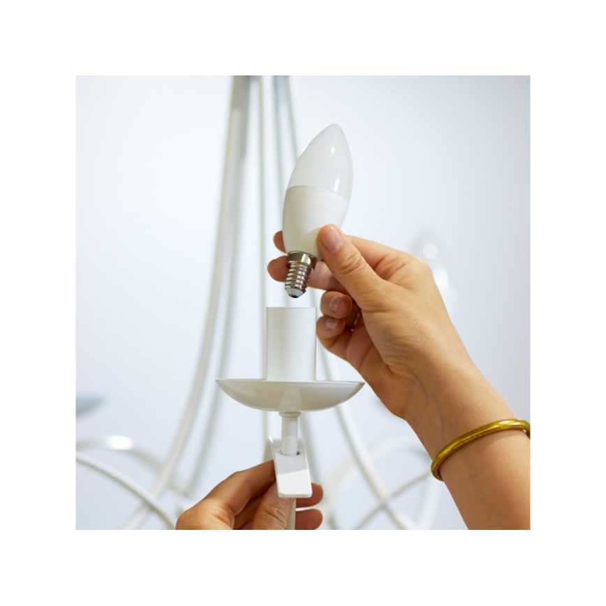 LED Dimbar glödlampa C37 E14/4,9W/230V 2700-6500K CRI 90 Wi-Fi - WiZ