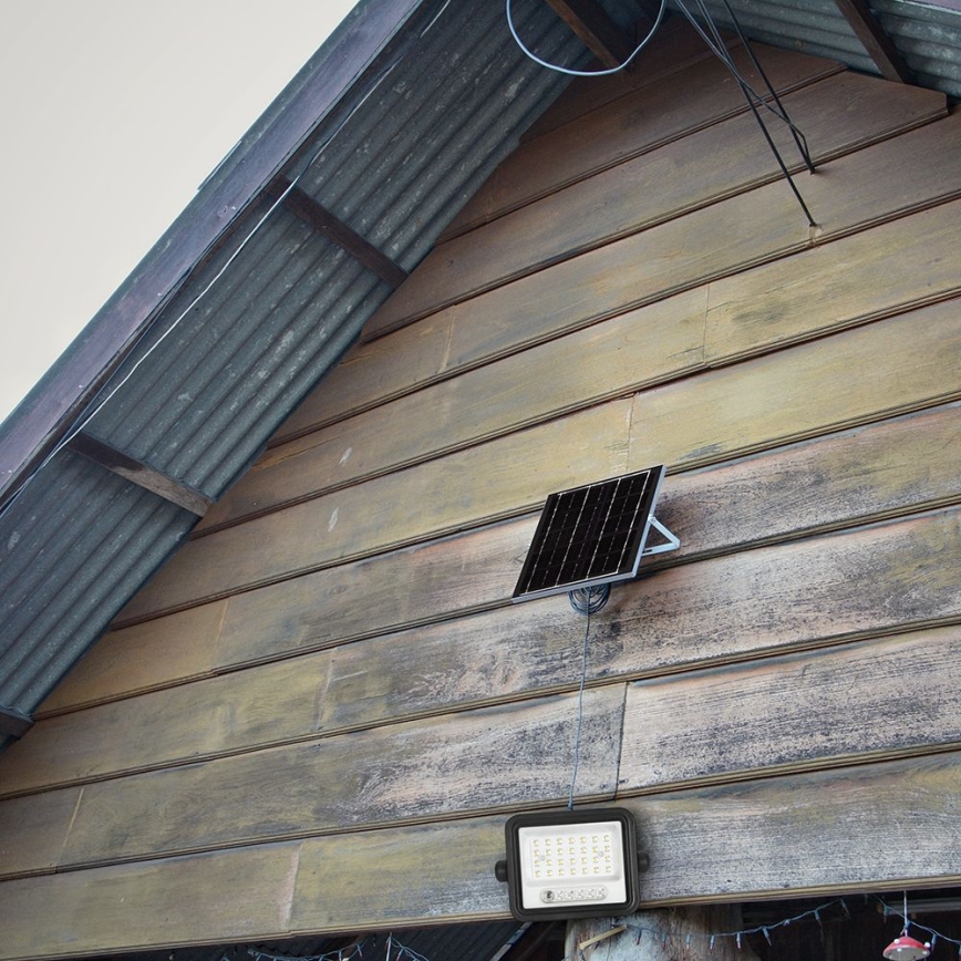 LED-dimbar solcellsstrålkastare LED/50W/3,2V 2000-8000K IP65 3800 mAh svart + fjärrkontroll