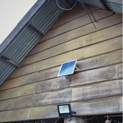 LED Dimbart solreflektor LED/16W/3,2V 4000K IP65 10000 mAh + fjärrkontroll