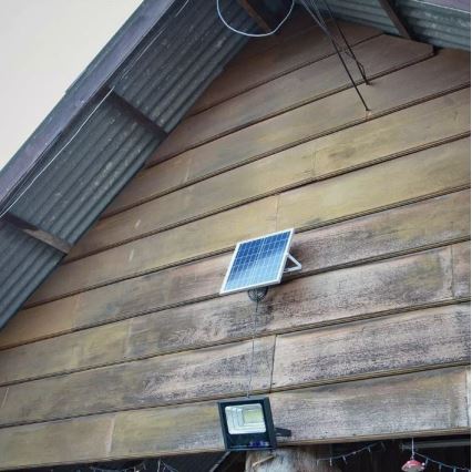 LED Dimbart solreflektor LED/12W/3,2V 6000K IP65 5000 mAh + fjärrkontroll