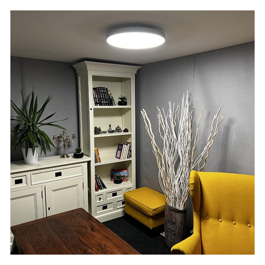 LED Dimbar taklampa LED/48W/230V 2700-6500K Wi-Fi Tuya + fjärrkontroll