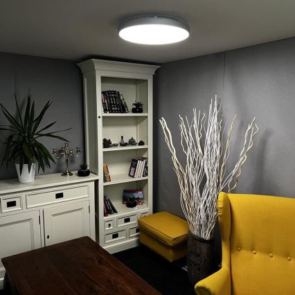 LED Dimbar taklampa LED/48W/230V 2700-6500K Wi-Fi Tuya + fjärrkontroll