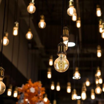 LED glödlampa FILAMENT G125 E27/5W/230V 1800K