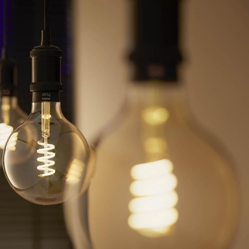 LED ljusreglerad glödlampa  Philips Hue WHITE AMBIANCE G125 E27/7W/230V 2200-4500K