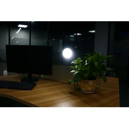 LED-lampa KLIP med USB-laddare LED/5W/5V 4000K