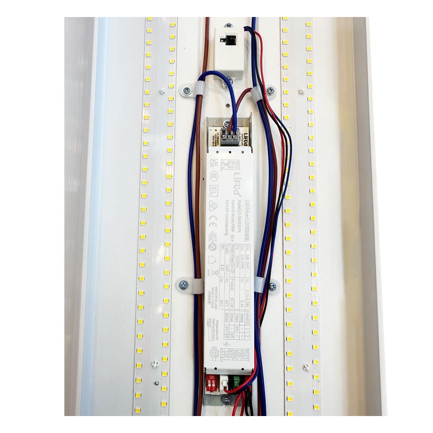 LED Ljusreglerad fluorescerande belysning LED/35W/44W/52W/60W/230V 4000K 120 cm
