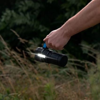 LED Ljusreglerad uppladdningsbar ficklampa LED/5V IPX4 250 glansig 1200 mAh