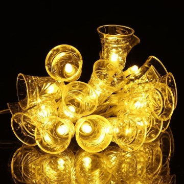 LED-ljusslinga 20× LED / 3× AA / varmvit 2,2 m med bjällror