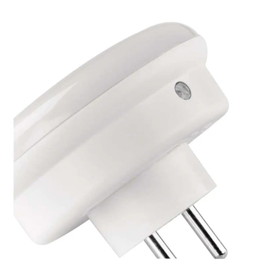 LED-nattlampa med sensor och uttag LED/0,3W/230V