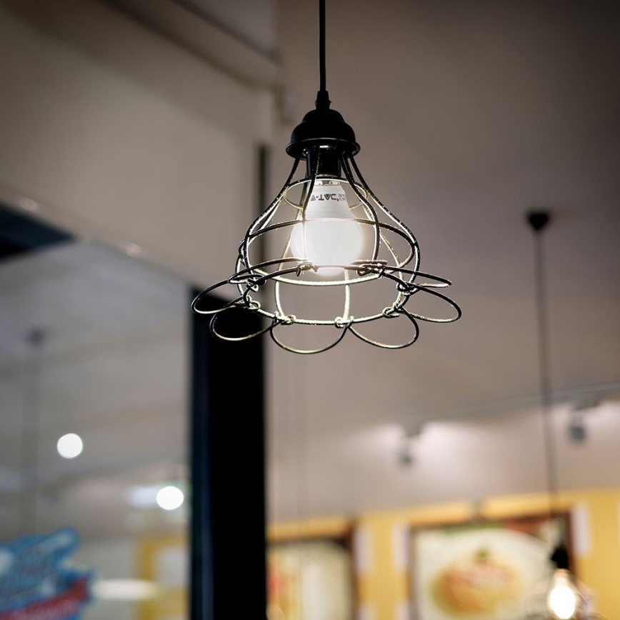 LED RGB Dimbar glödlampa P45 E14/4,8W/230V 3000K + fjärrkontroll