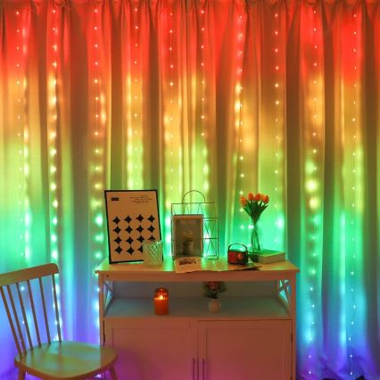 LED RGB dimbar ljusgardin WIZARD 300xLED/USB 3x3m + fjärrkontroll