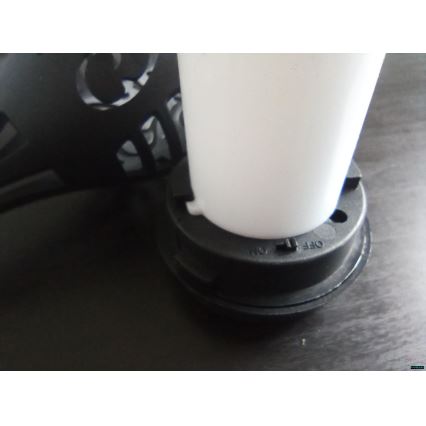 LED-solarlampa med skymningssensor LED/1,2W/1,2V 600 mAh IP44