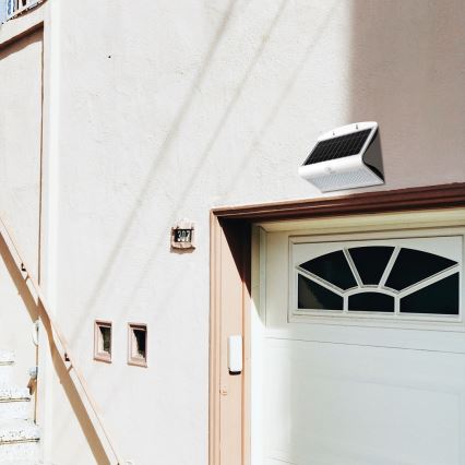 LED Solcellslampa med rörelse- och skymningssensor LED/6,8W/4000 mAh 3,7V IP65