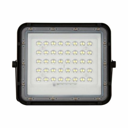 LED Utomhus ljusreglerad solcell strålkastare LED/10W/3,2V IP65 4000K 6000 mAh svart + fjärrkontroll