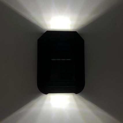 LED Solcellsvägglampa LUCE LED/1,2V 400 mAh IP44