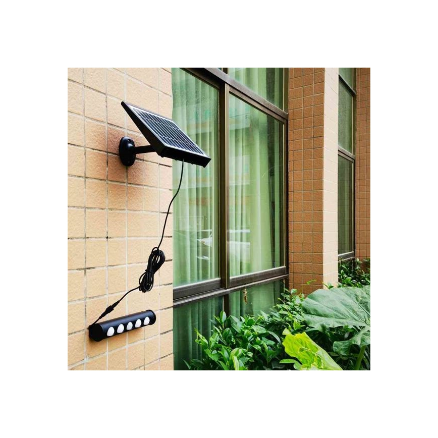 LED solcellsvägglampa med rörelse- och skymningssensor LED/8W/3,7V 4000 mAh 4000K IP65