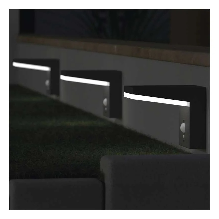 LED solcellsvägglampa med sensor LED/4,4W/3,7V 2200 mAh IP44