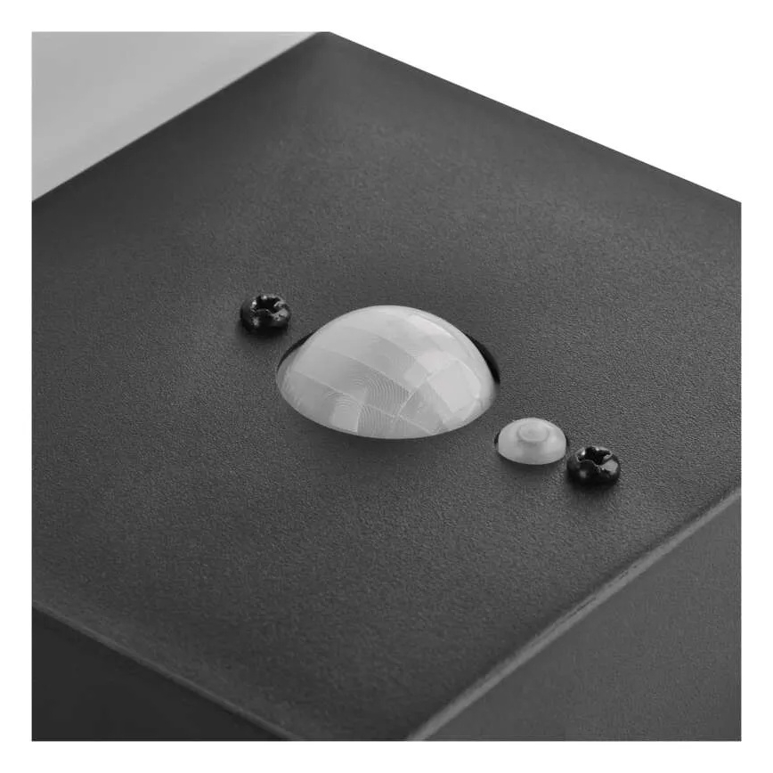 LED solcellsvägglampa med sensor LED/4,4W/3,7V 2200 mAh IP44