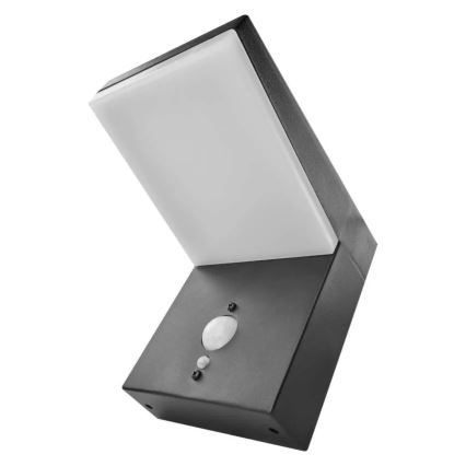 LED solcellsvägglampa med sensor LED/4,4W/3,7V 2200 mAh IP44