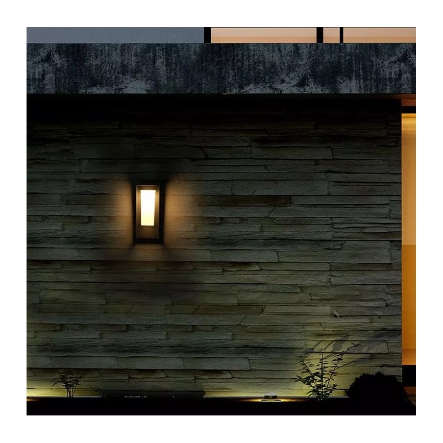 LED Solcellsvägglampa med sensor SAMSUNG CHIP LED/2W/3,7V IP65 2600 mAh