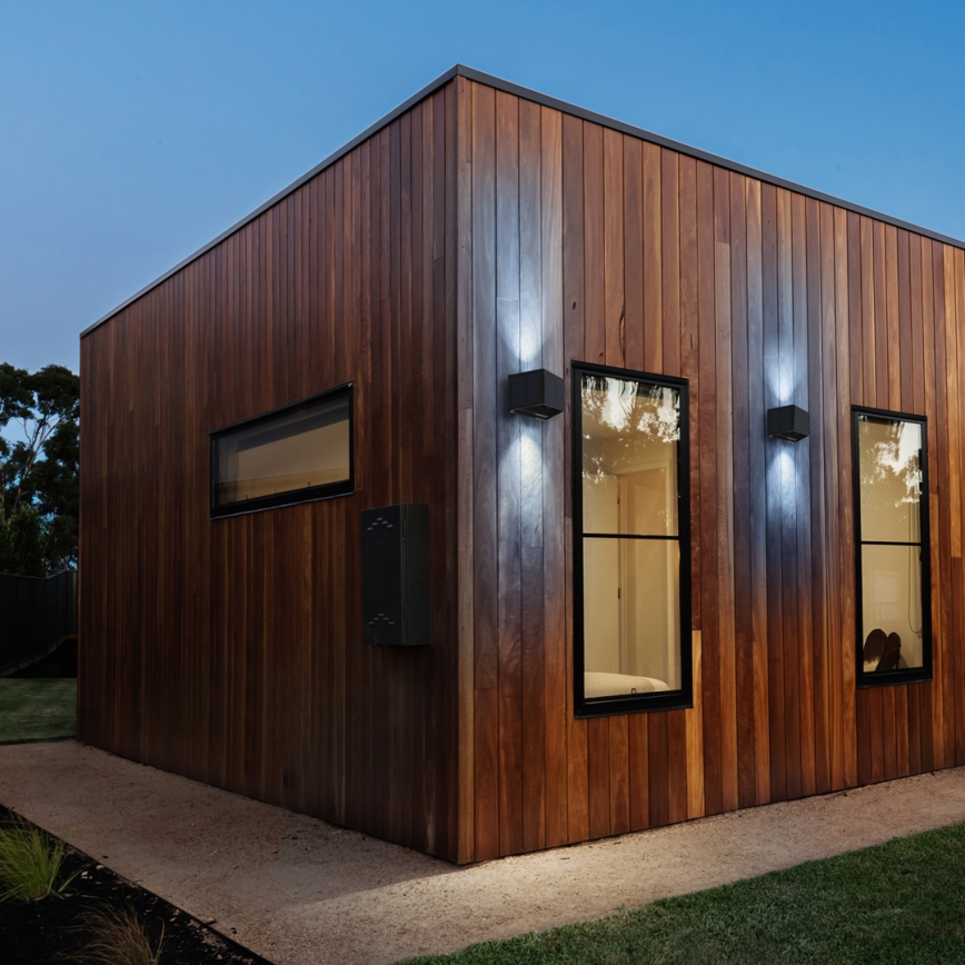 LED Solcellsvägglampa WINGS LED/2W/1300 mAh 3,7V 6000K IP54 svart