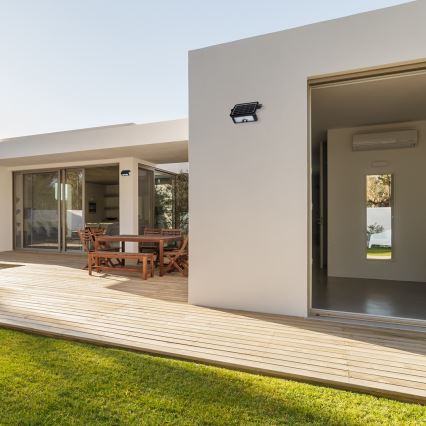 LED solcellsspot med rörelse- och skymningssensor EPAD LED/5W/3000 mAh 3,7V 4000K IP65