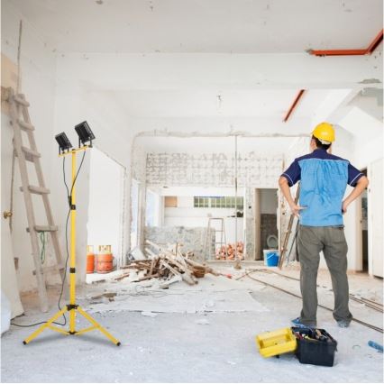 LED Strålkastare med ett stativ TIGRA 2xLED/50W/230V 4000K IP54 svart/gul