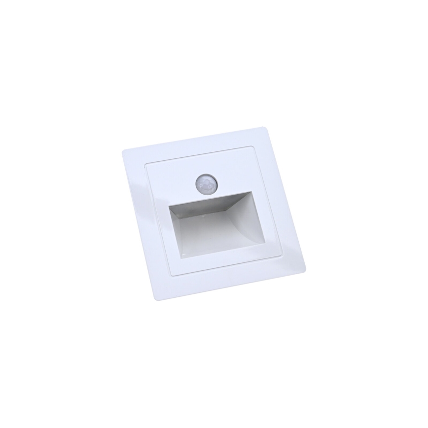 LED-trappbelysning med rörelse- och skymningssensor LED/3W/230V 6000K vit
