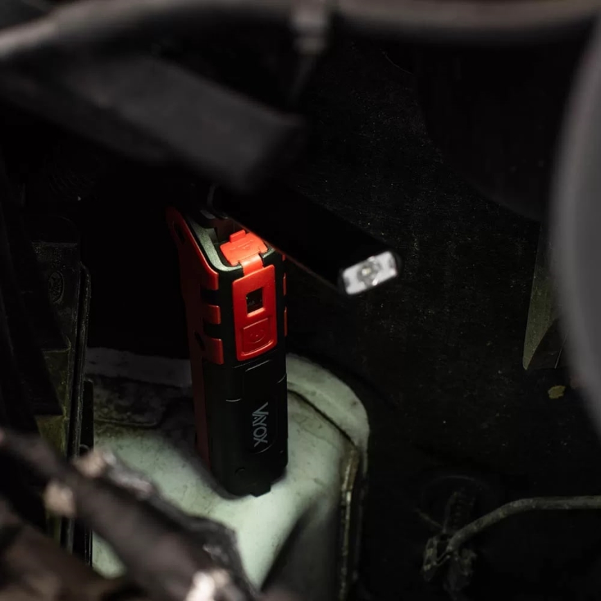 LED Uppladdningsbar arbetsficklampa LED/5W/5V IPX2 360 glansig 2000 mAh